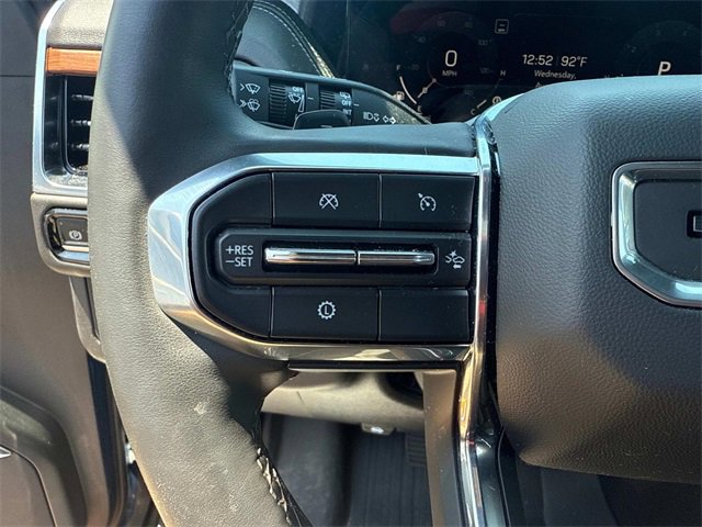 Certified 2025 GMC Yukon XL Denali w/ Sun & Power Step Package image 28