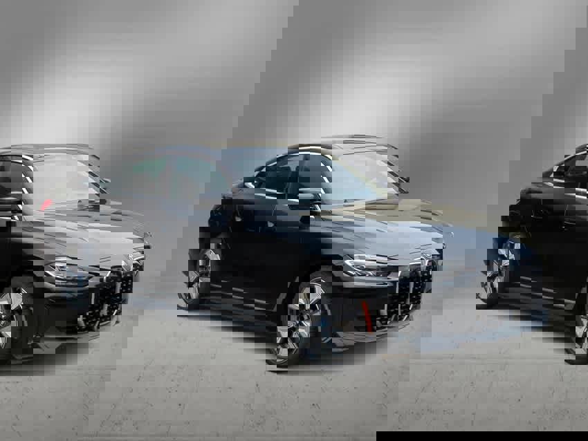 New 2024 BMW i4 eDrive35 w/ Premium Package image 2