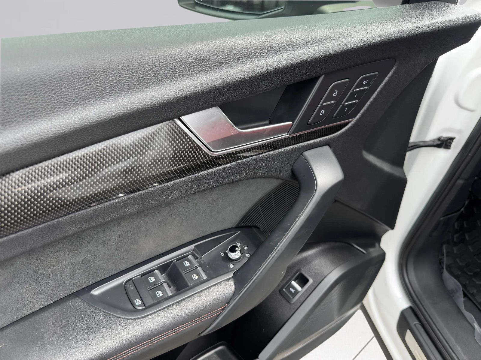 Used 2018 Audi SQ5 Prestige w/ Prestige Package AWD/4WD image 19