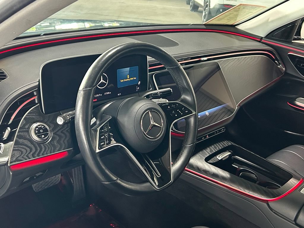 Used 2025 Mercedes-Benz E 350 Sedan w/ Winter Package image 11