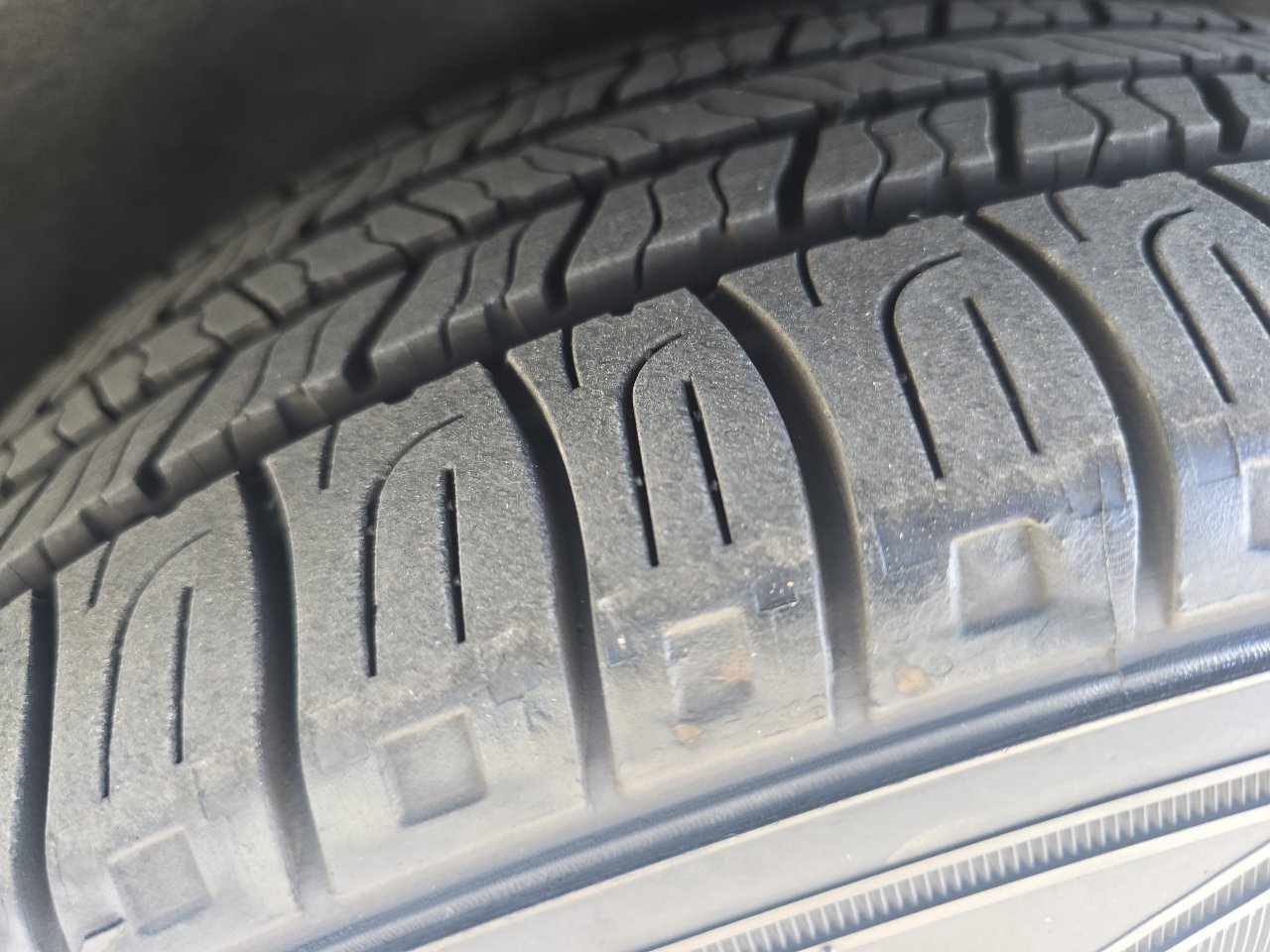 Used 2021 Ford Escape S image 12