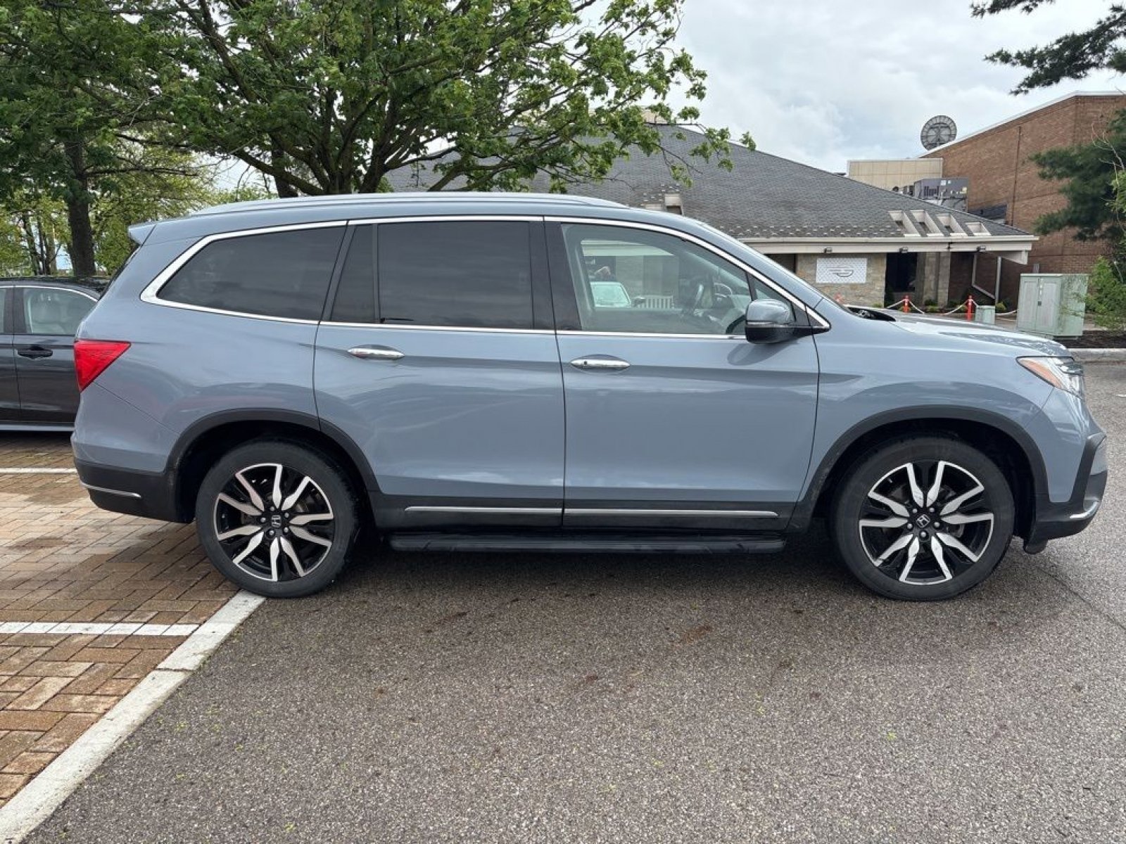 Used 2022 Honda Pilot Elite image 4