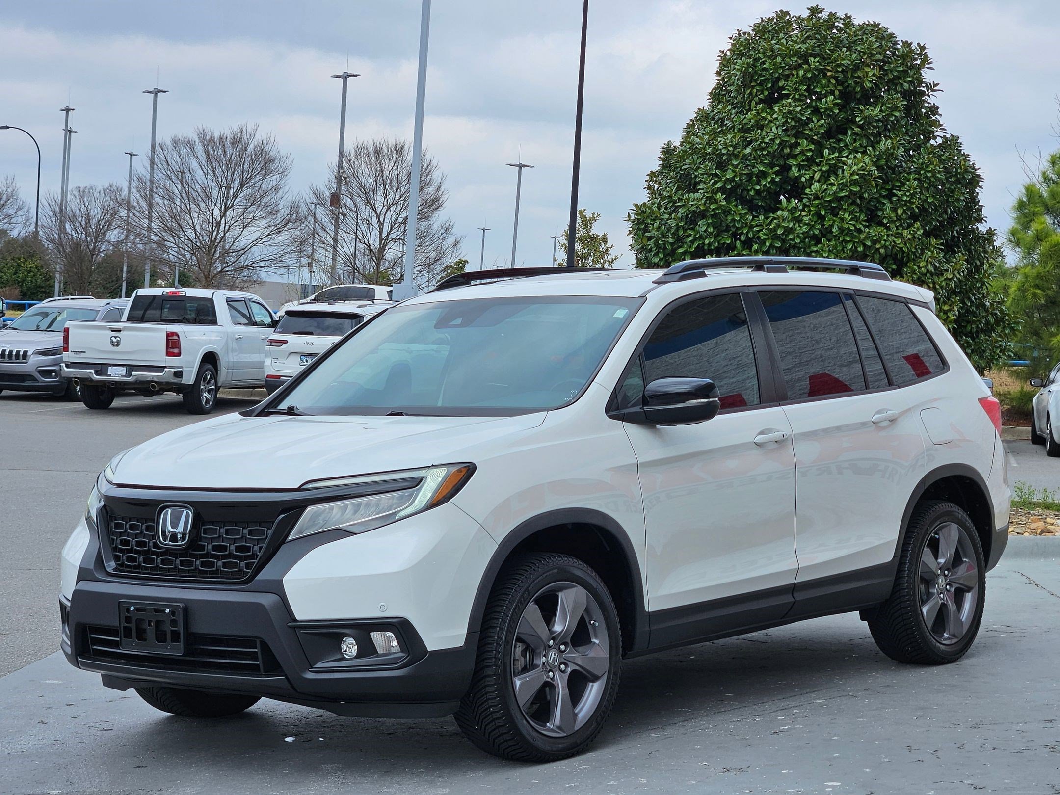Used 2021 Honda Passport Touring image 3