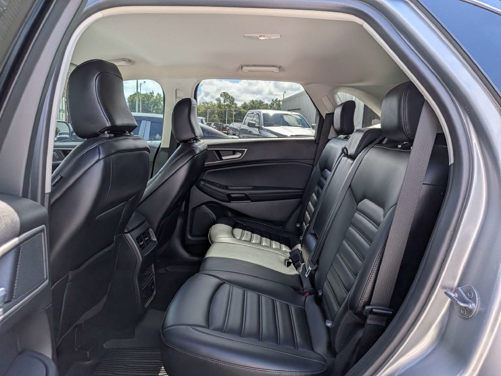 Used 2024 Ford Edge SEL w/ Convenience Package AWD/4WD image 12