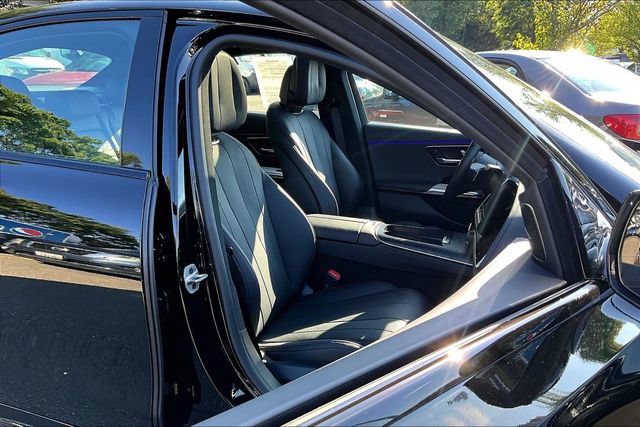 Certified 2024 Mercedes-Benz E 350 4MATIC Sedan w/ Multicontour Seating Package image 7