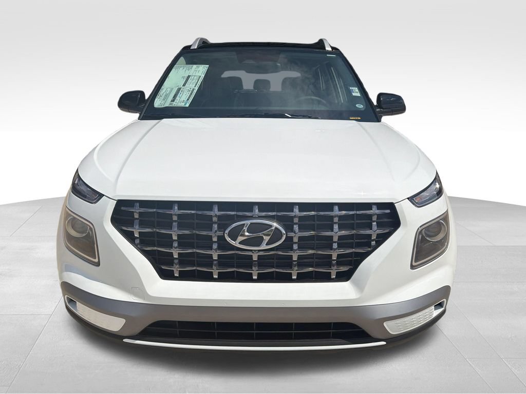 New 2026 Hyundai Venue SEL FWD image 11