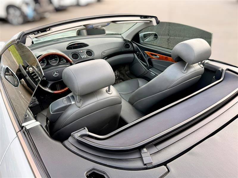 Used 2005 Mercedes-Benz SL 500 w/ AMG Sport Pkg image 13