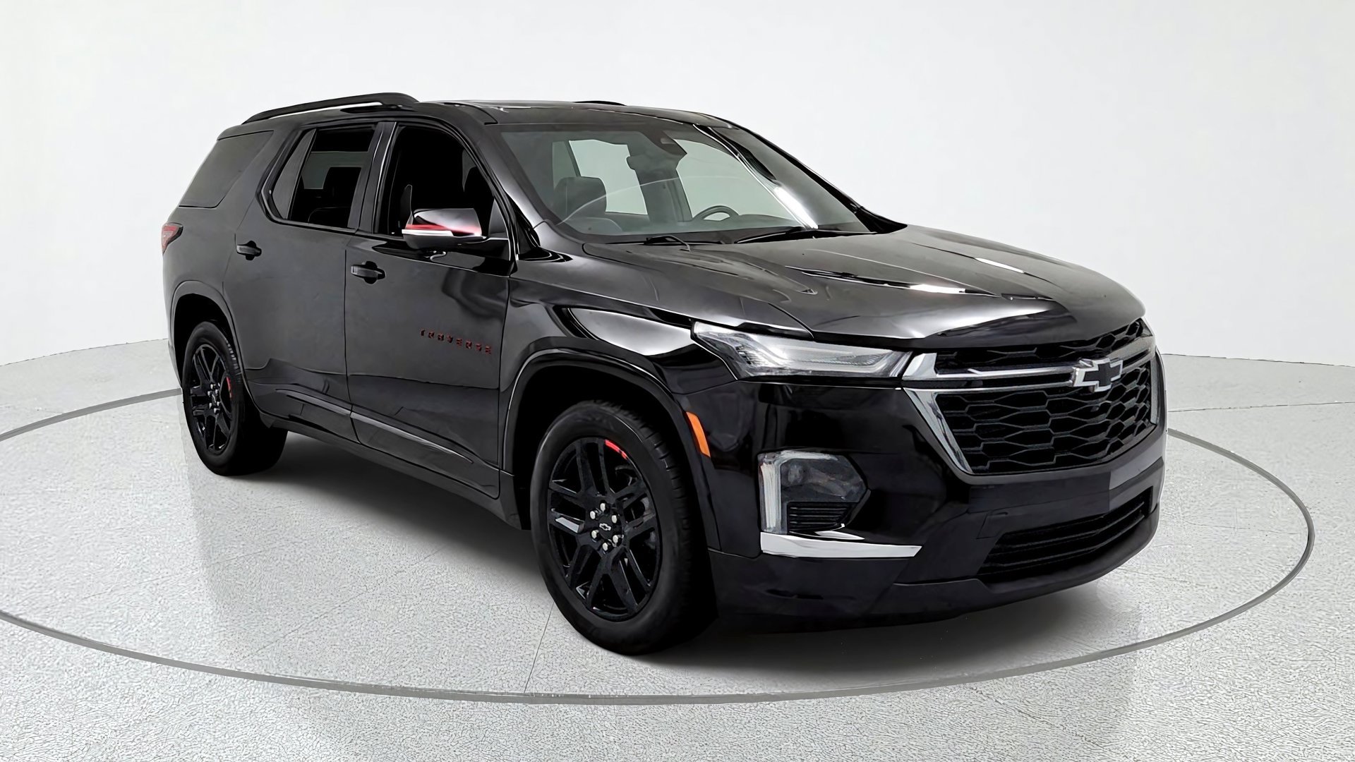 Certified 2023 Chevrolet Traverse Premier w/ Redline Edition FWD image 7