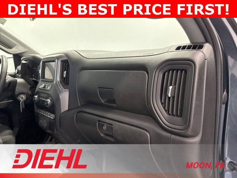 Used 2022 Chevrolet Silverado 1500 Custom Trail Boss w/ Safety Confidence Package AWD/4WD image 16