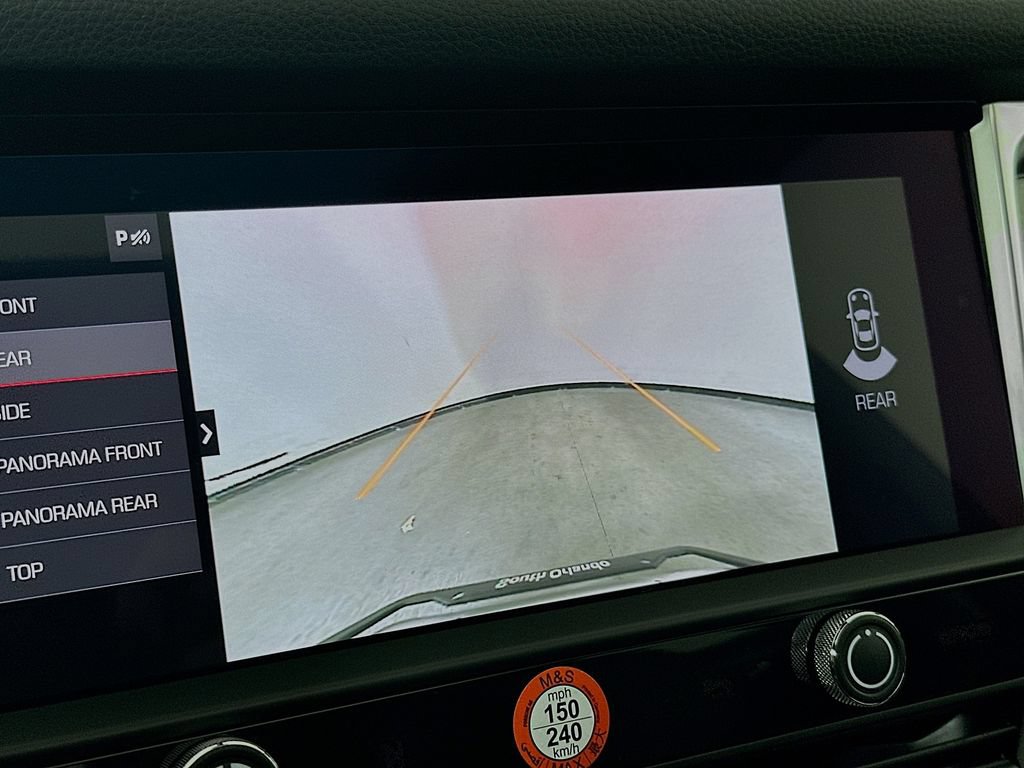 New 2025 Porsche Macan AWD/4WD image 17