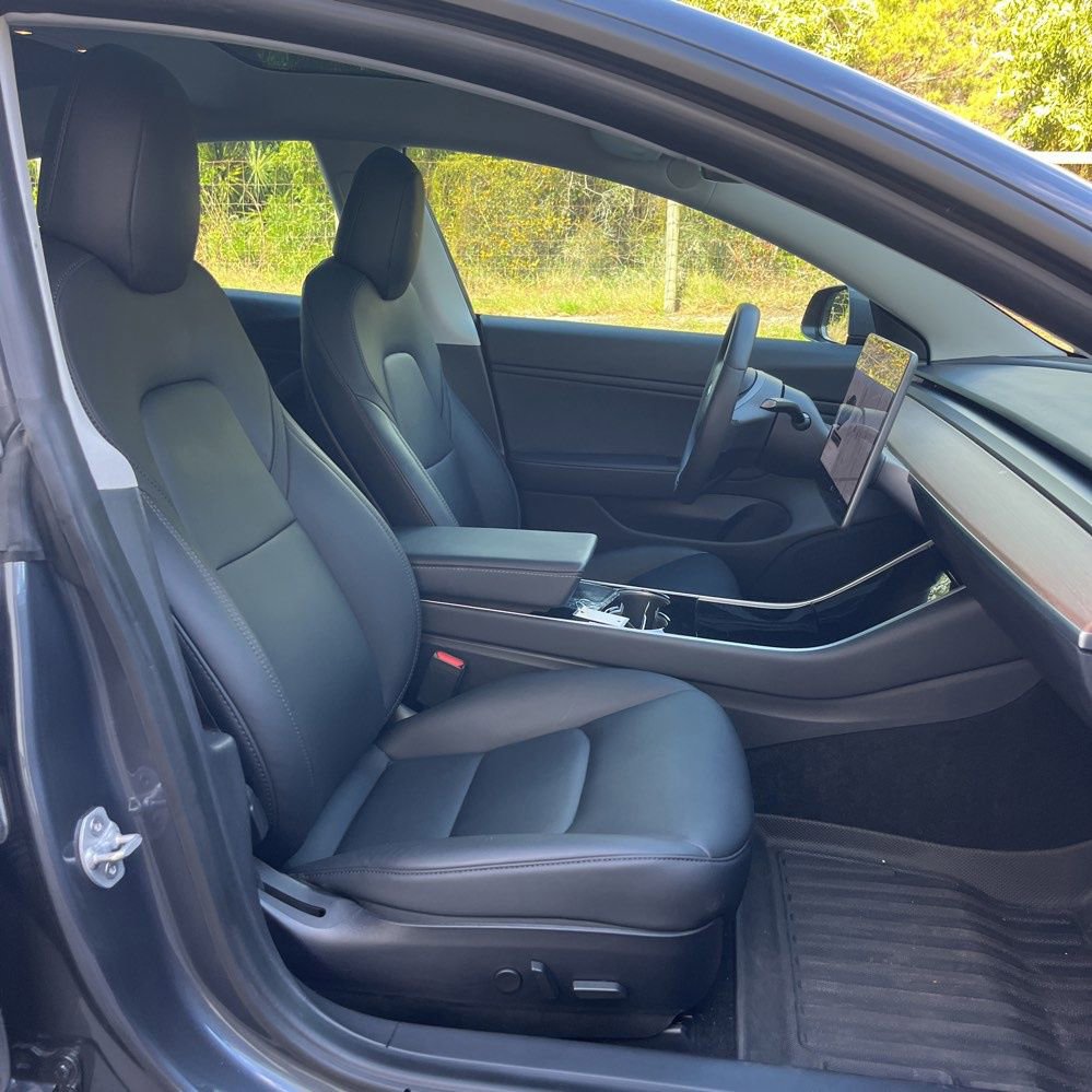 Used 2020 Tesla Model 3 Long Range image 19
