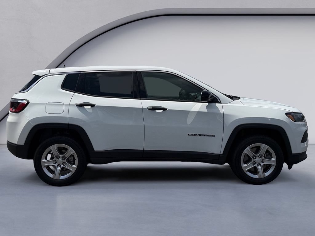 Used 2024 Jeep Compass Sport AWD/4WD image 6