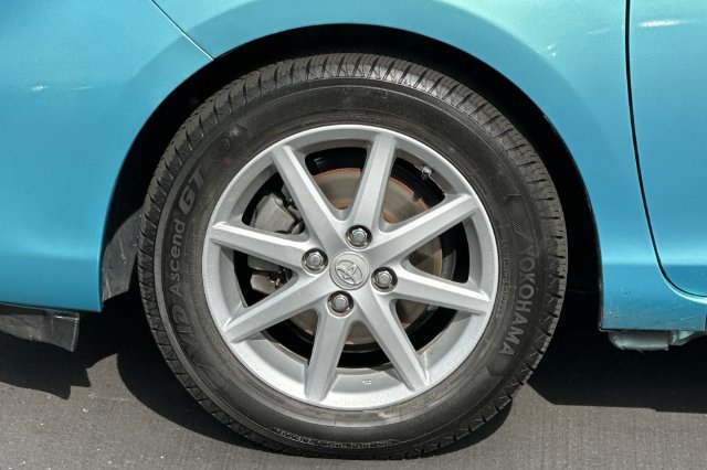 Used 2012 Toyota Prius C Four FWD image 28