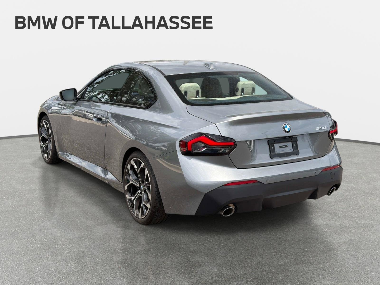 Used 2025 BMW 230i Coupe w/ Premium Package RWD image 7