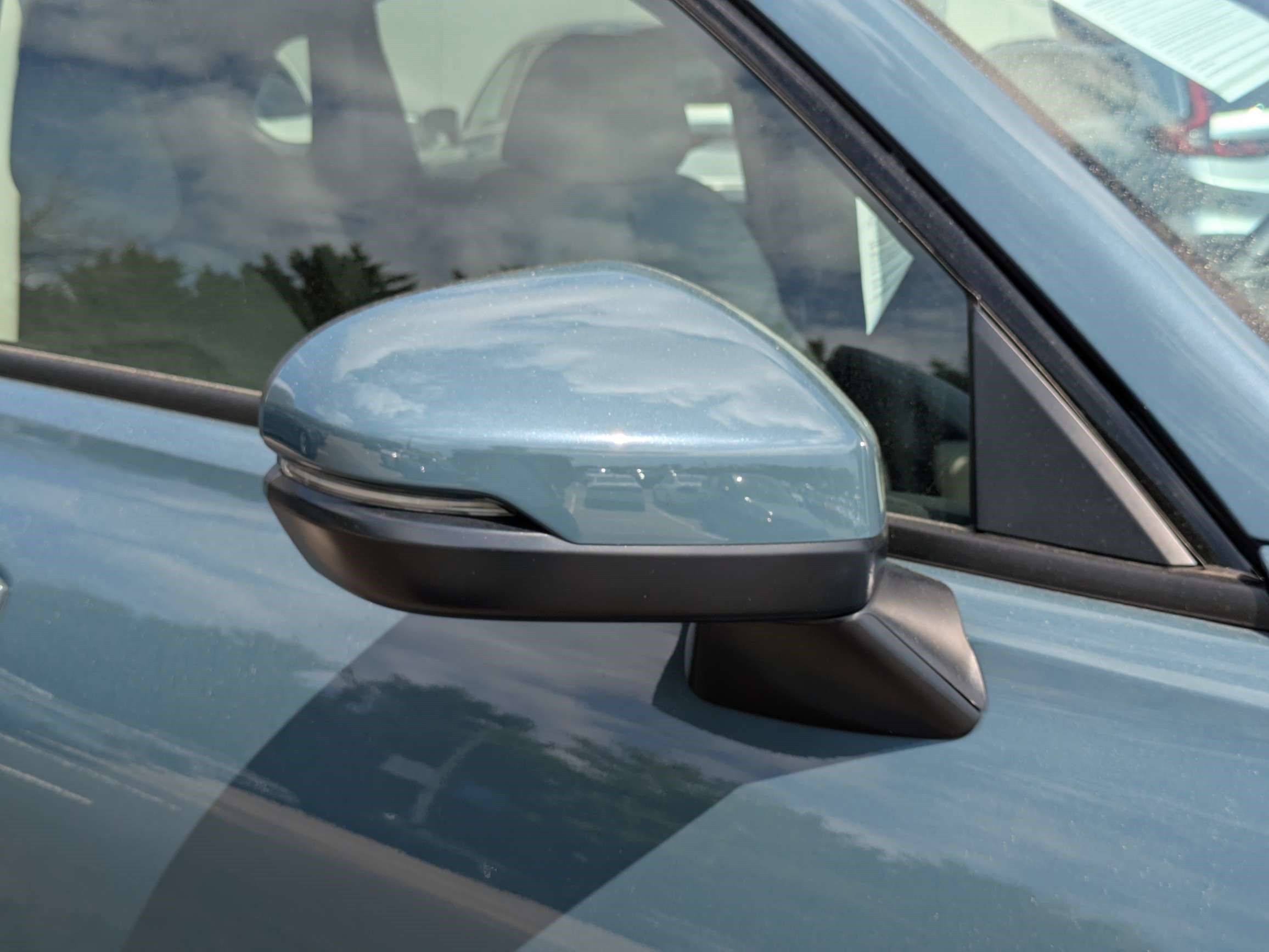 Certified 2024 Honda HR-V EX-L image 17