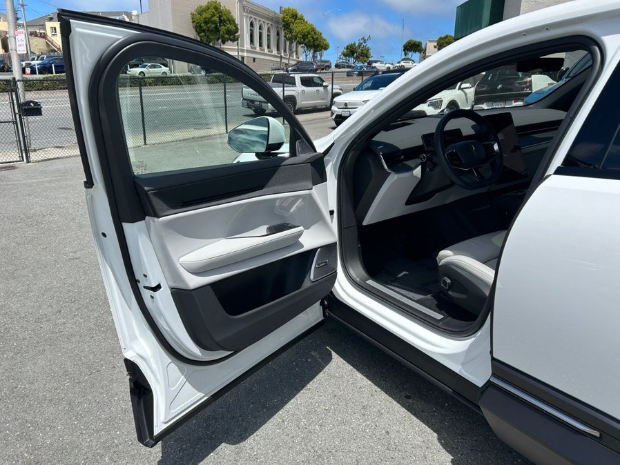 Used 2025 Polestar Polestar 3 AWD/4WD image 9