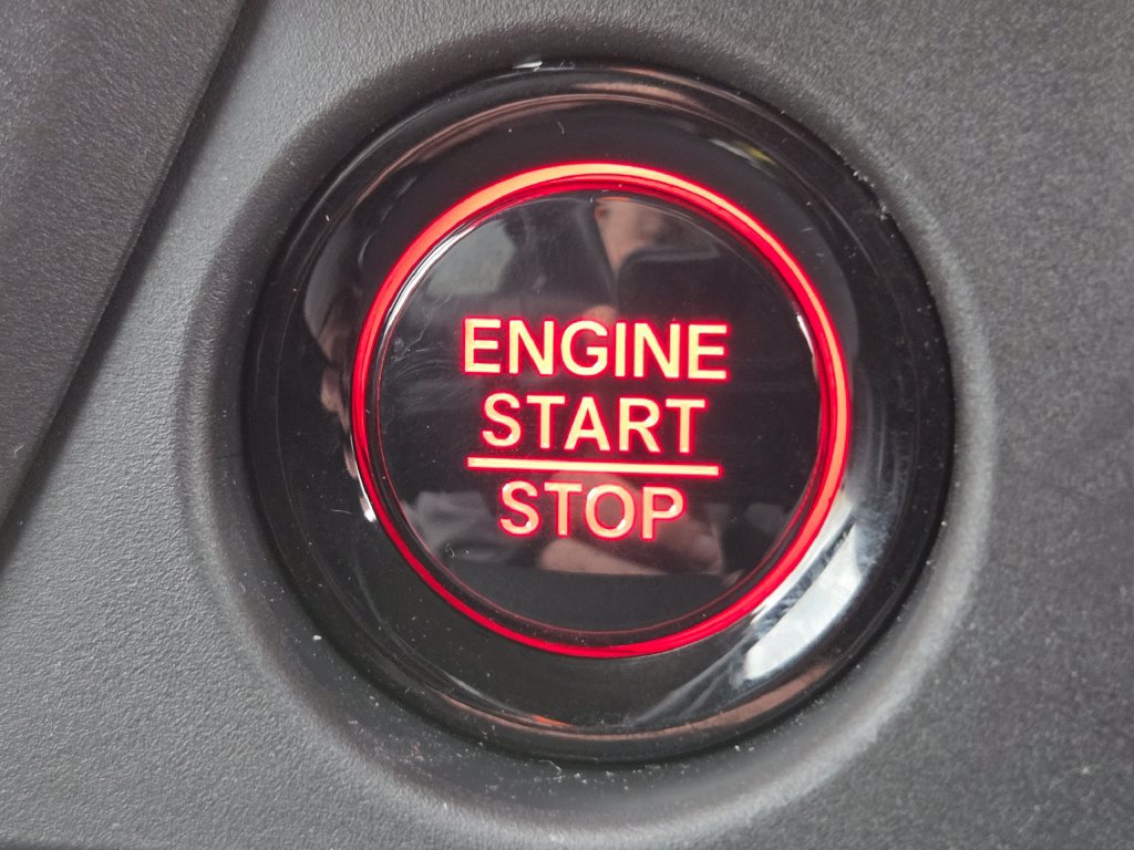 Certified 2025 Honda Pilot Elite image 42