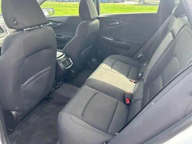 Used 2016 Chevrolet Malibu LT image 31