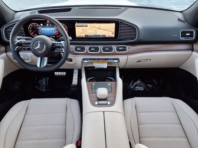 New 2026 Mercedes-Benz GLS 580 4MATIC image 4