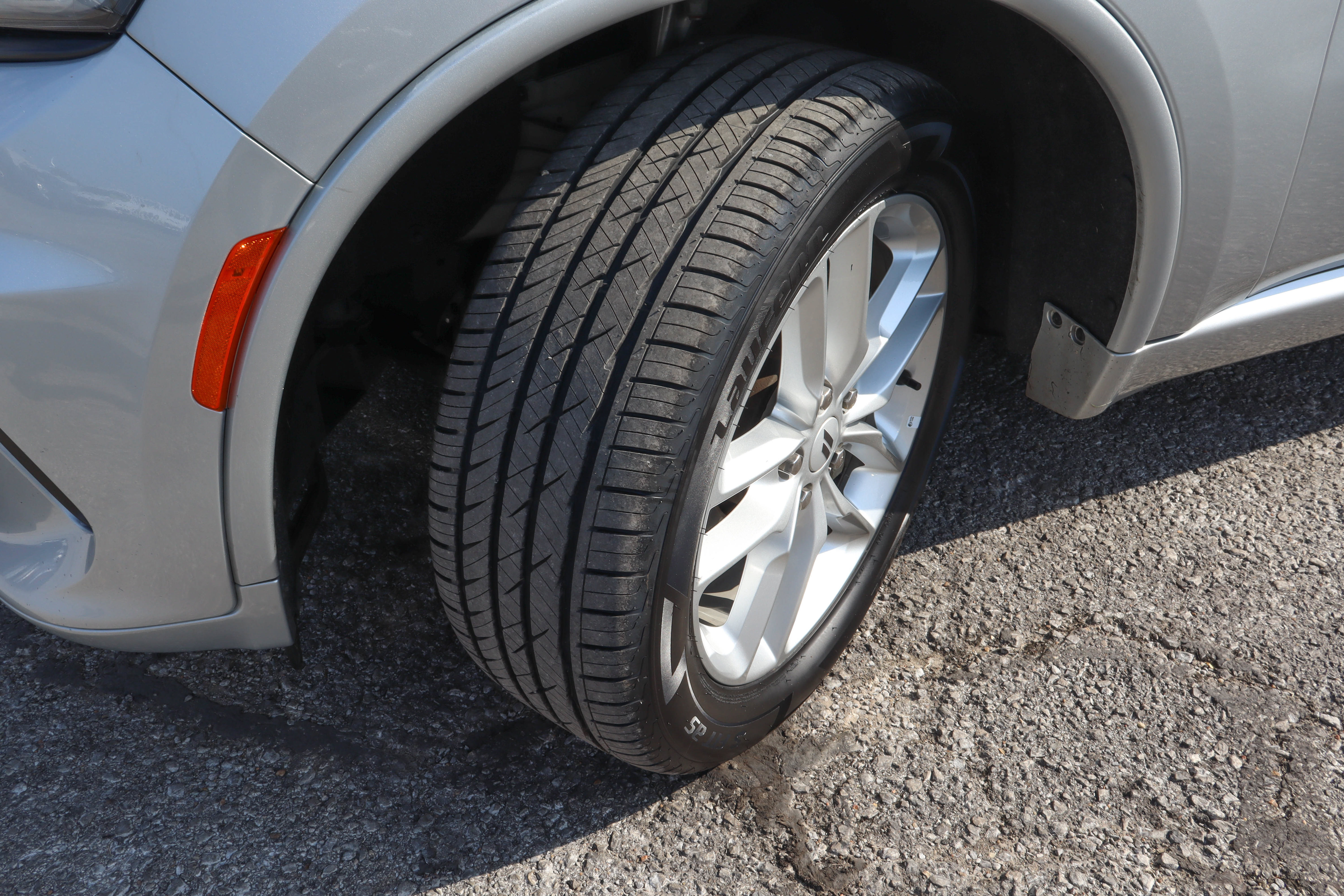 Used 2025 Dodge Durango GT AWD/4WD image 16
