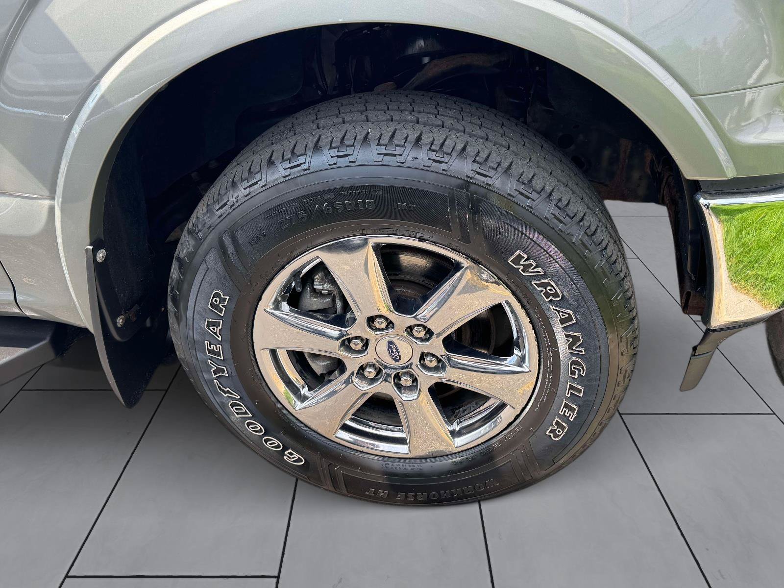 Used 2019 Ford F150 Lariat AWD/4WD image 6