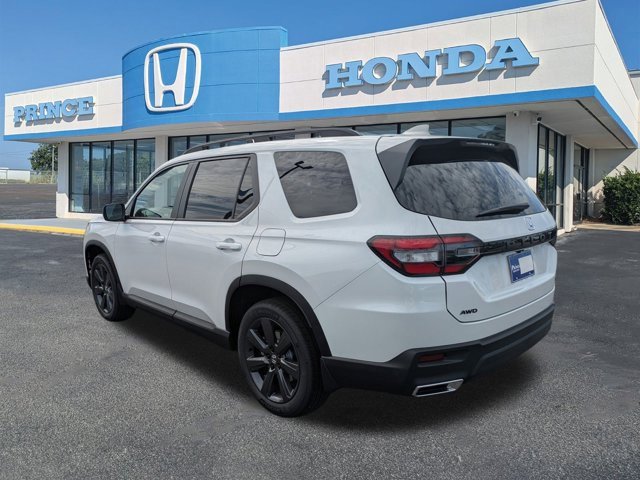 New 2025 Honda Pilot Sport image 6