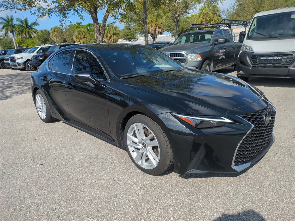 Used 2023 Lexus IS 300 w/ Comfort Package image 2