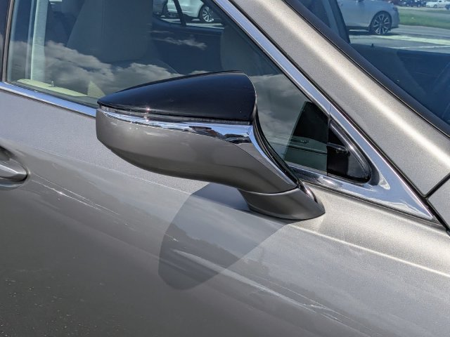 Used 2021 Lexus ES 350 w/ Premium Package FWD image 11