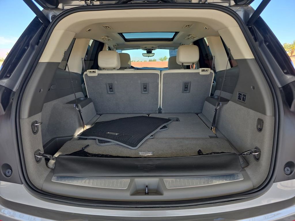 Certified 2025 Cadillac XT6 Premium Luxury w/ Technology Package FWD image 27