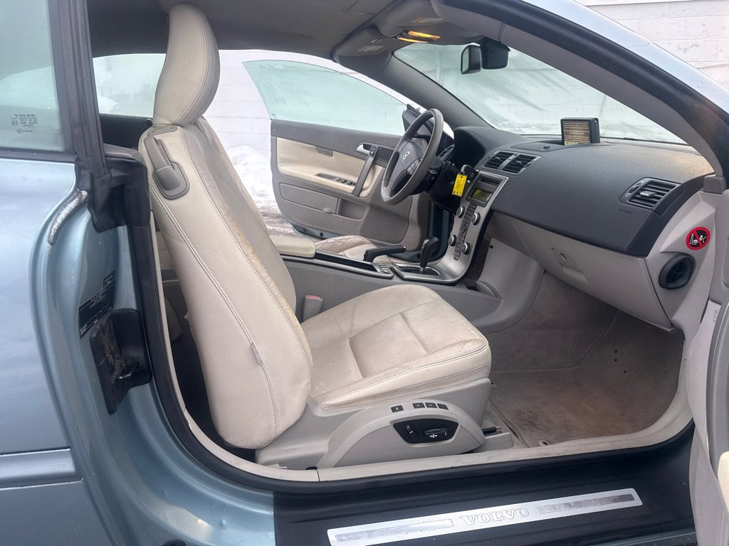 Used 2008 Volvo C70 T5 image 10