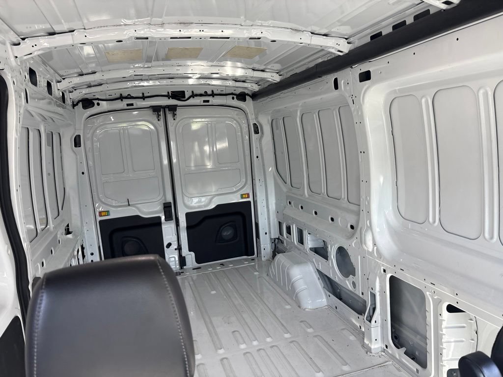 Certified 2023 Ford E-Transit Medium Roof RWD image 8