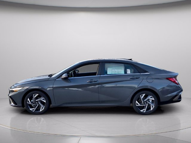 New 2026 Hyundai Elantra Limited FWD image 2