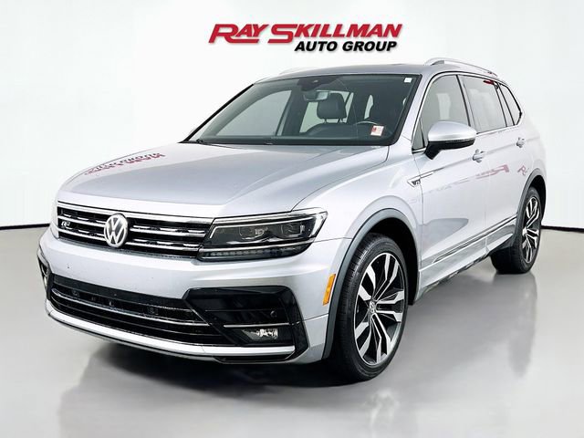 Used 2019 Volkswagen Tiguan SEL Premium R-Line w/ 3rd Row Seat Package AWD/4WD image 3