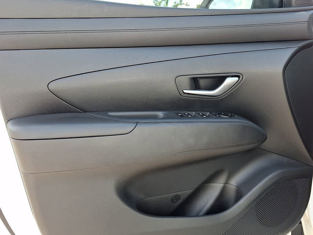 Used 2025 Hyundai Tucson SEL AWD/4WD image 12