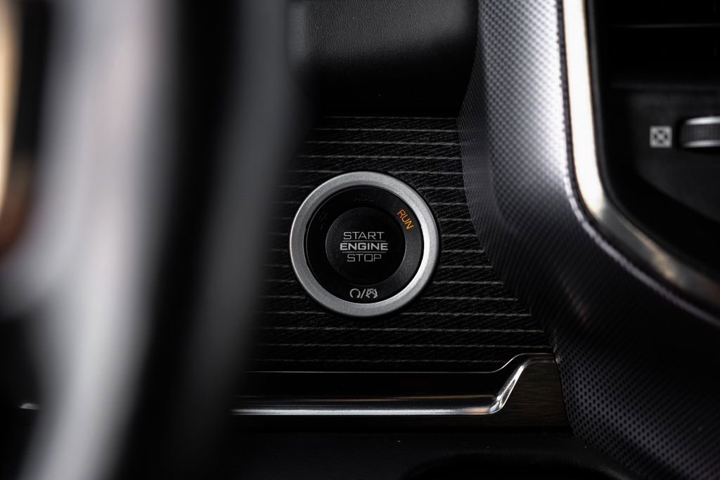 Used 2019 RAM 1500 Limited image 18