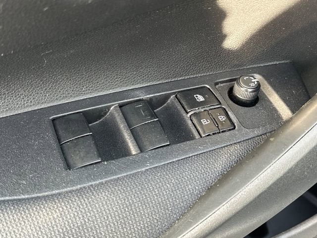Used 2021 Toyota Corolla LE image 14