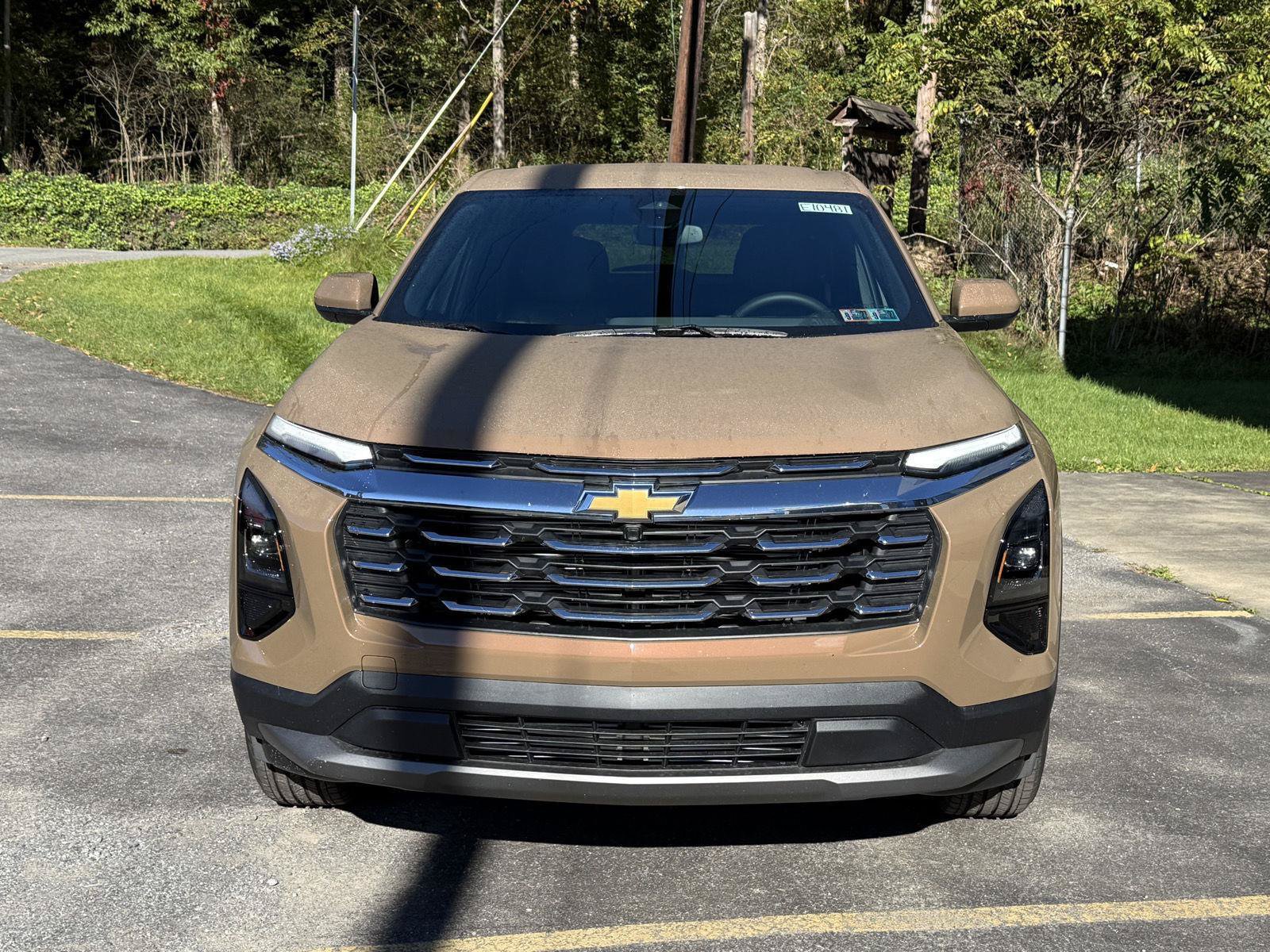 New 2027 Chevrolet Equinox LT w/ Convenience Package II AWD/4WD image 2
