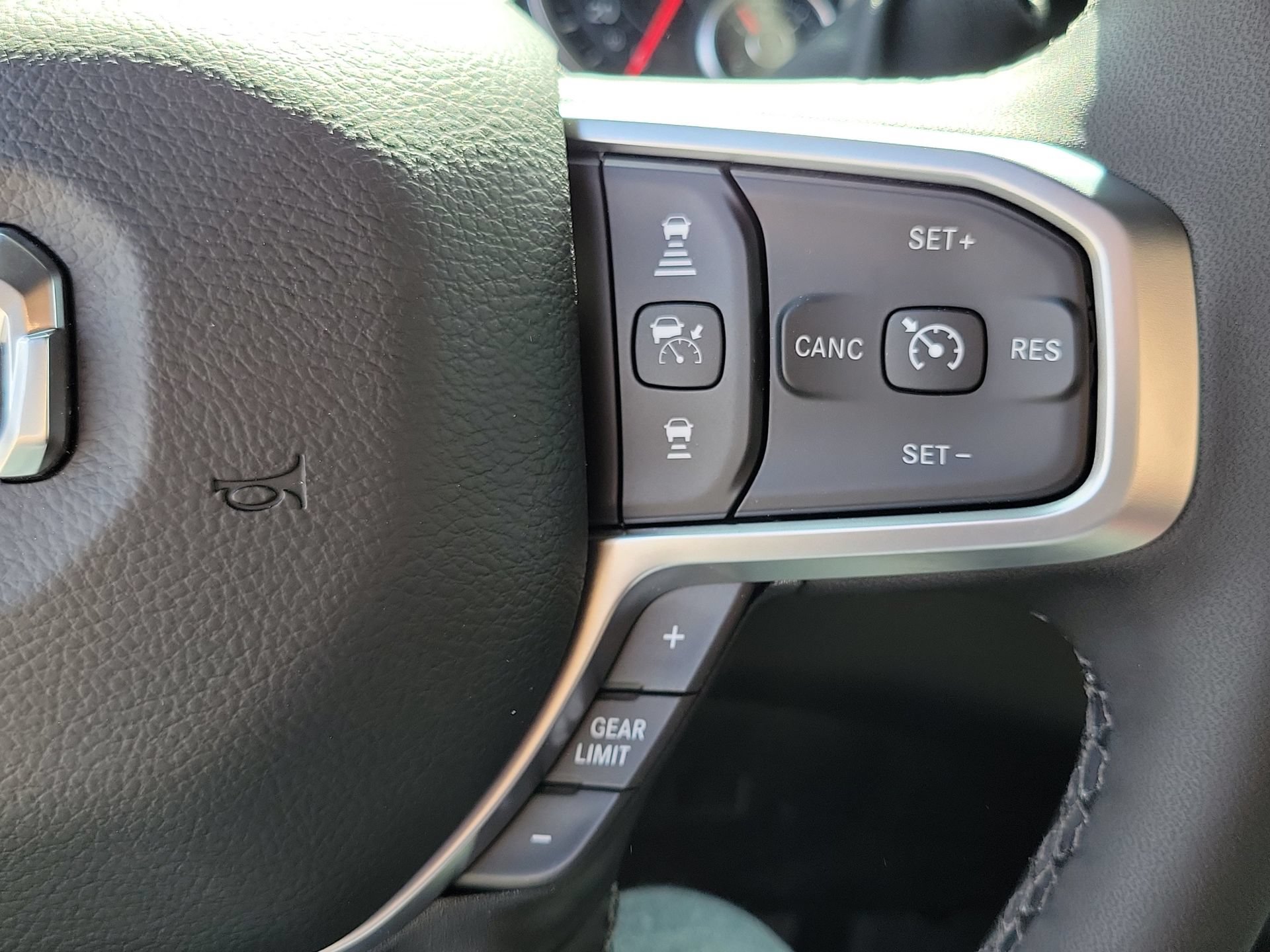 New 2026 RAM 2500 Big Horn AWD/4WD image 5