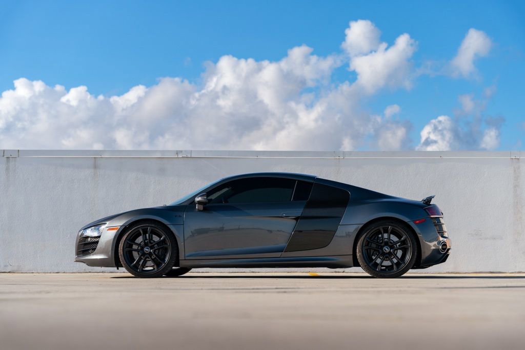 Used 2011 Audi R8 V10 image 6