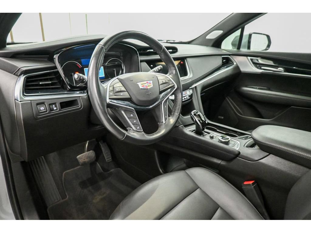 Used 2024 Cadillac XT5 Premium Luxury image 9