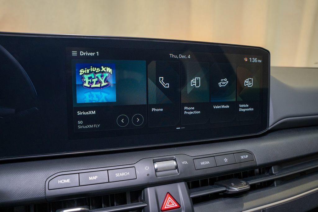 New 2025 Kia K4 LXS image 8