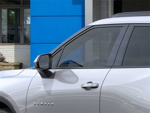 New 2026 Chevrolet Blazer LT image 12