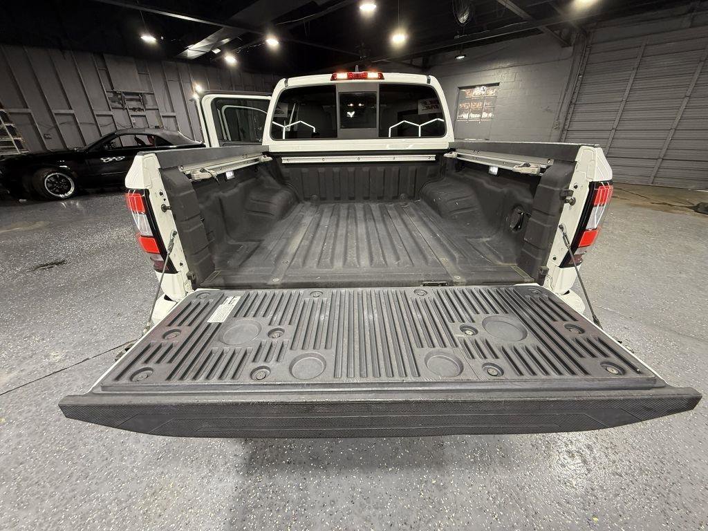 Used 2022 Nissan Frontier SV image 25