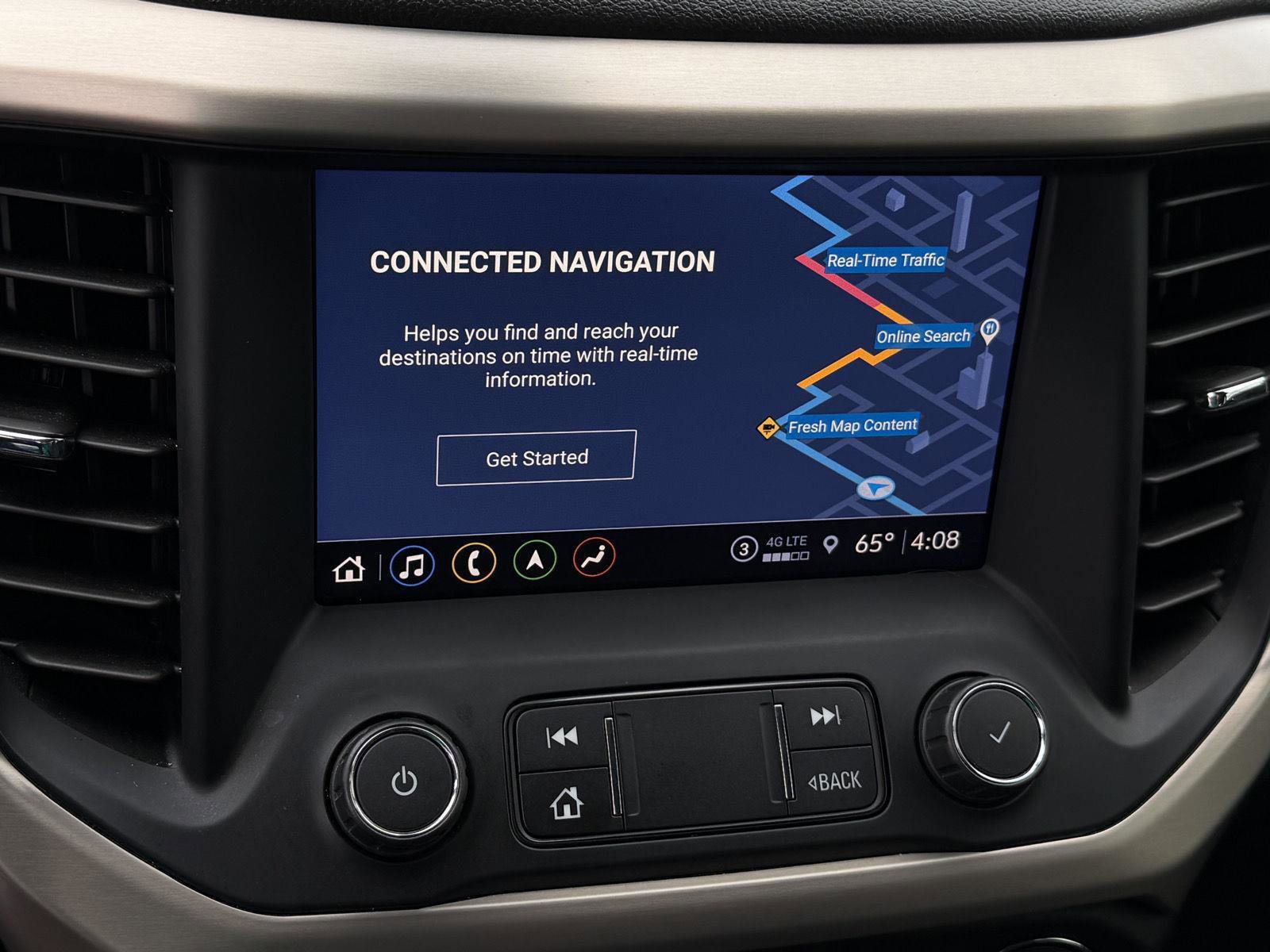Used 2022 GMC Acadia Denali w/ Denali Technology Package image 15