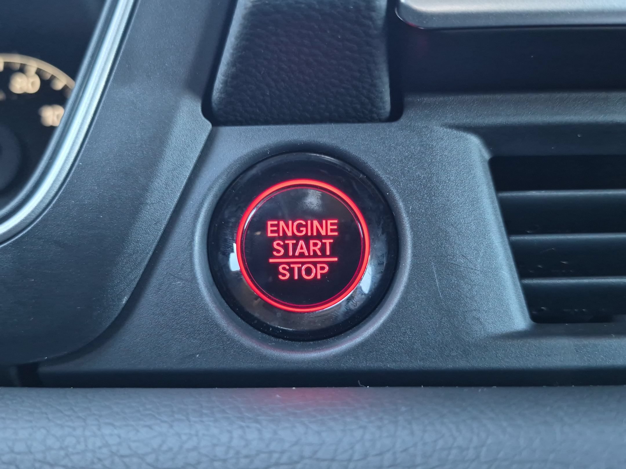 Certified 2025 Honda Pilot EX-L image 16