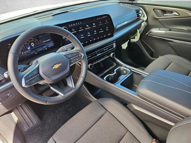 New 2026 Chevrolet Traverse LT image 3