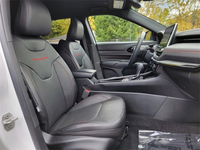 Certified 2024 Jeep Compass Trailhawk w/ Trailhawk Elite Group image 24