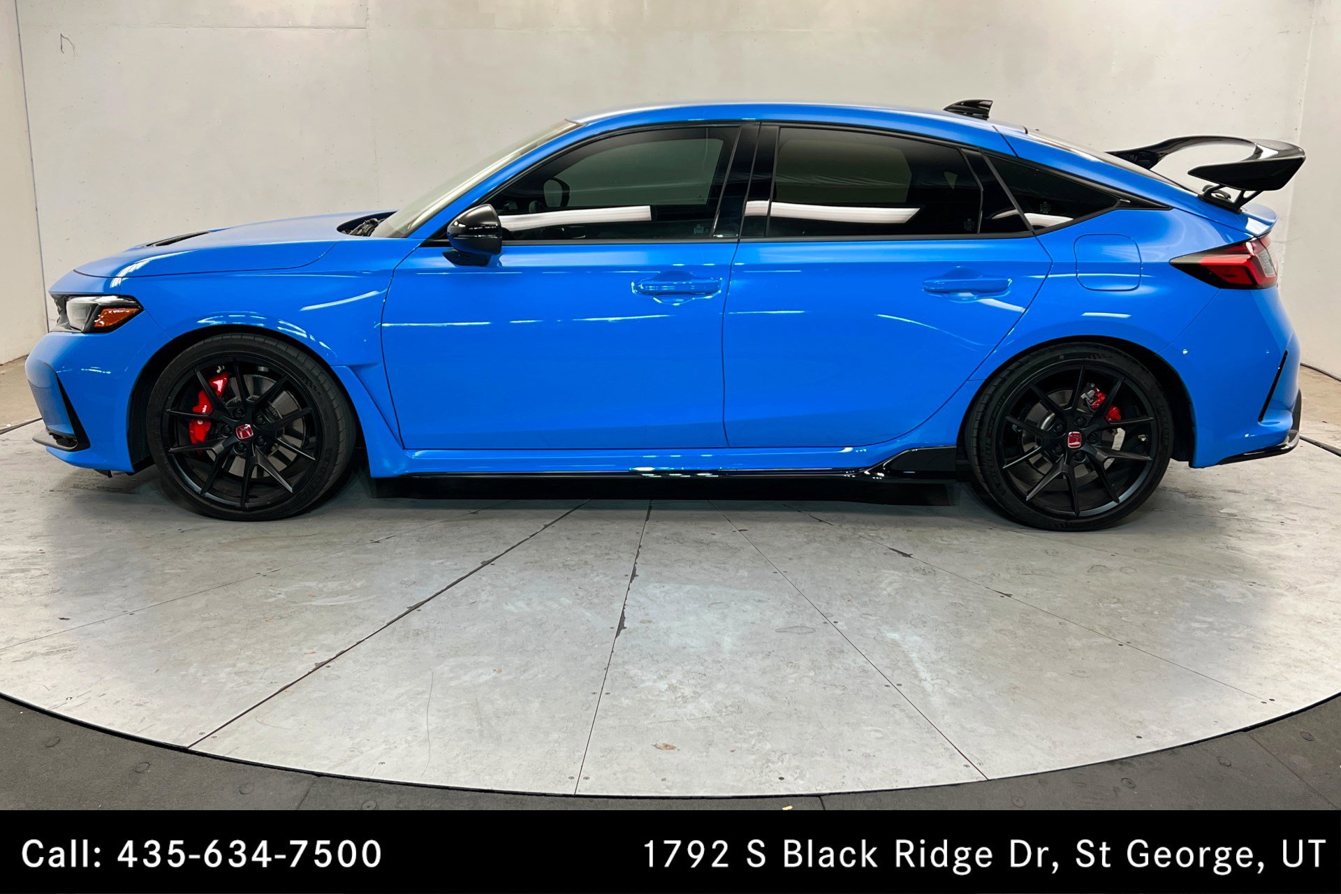 Used 2025 Honda Civic Type R image 2
