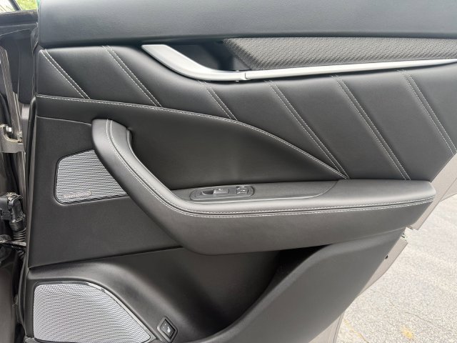 Used 2019 Maserati Levante GTS AWD/4WD image 35