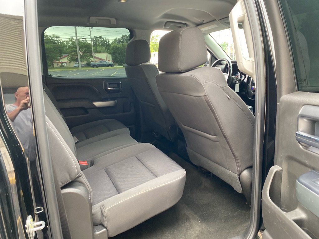 Used 2018 Chevrolet Silverado 1500 LT w/ All Star Edition image 22